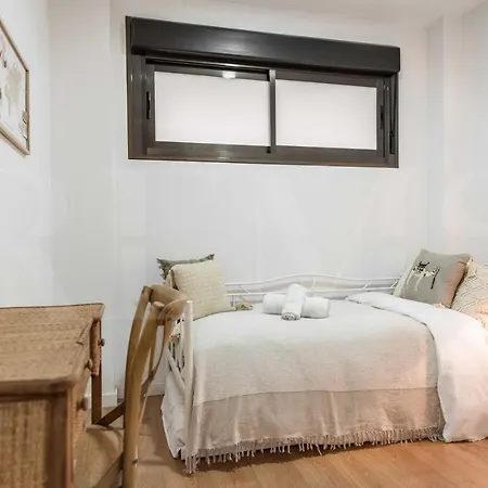Lovely Boho With Parking - Historic Center By Rems *