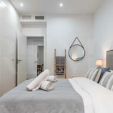Lovely Boho With Parking - Historic Center By Rems Apartment *
