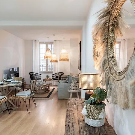 Lovely Boho With Parking - Historic Center By Rems 아파트 *