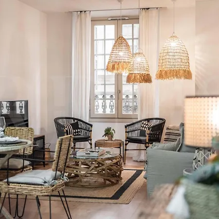 Lovely Boho With Parking - Historic Center By Rems 말라가
