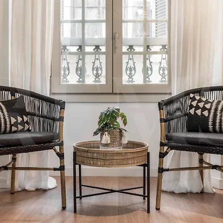 아파트 Lovely Boho With Parking - Historic Center By Rems