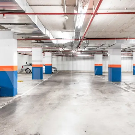 Lovely Boho With Parking - Historic Center By Rems